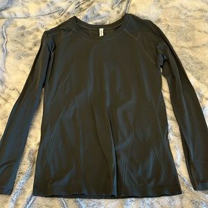 Athleta momentum long sleeve